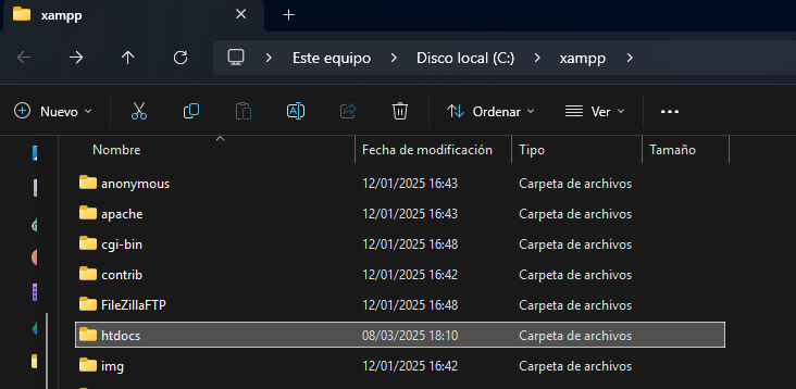 Carpeta htdocs de XAMPP donde se almacenan los archivos de WordPress